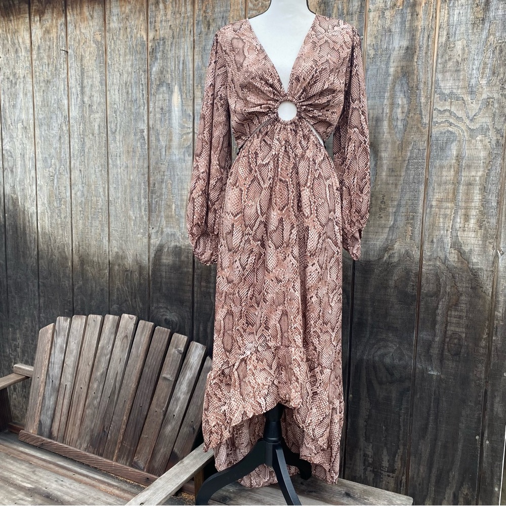 Indulge Long Sleeve Snake Print Flowy Hi Lo Dress Size L